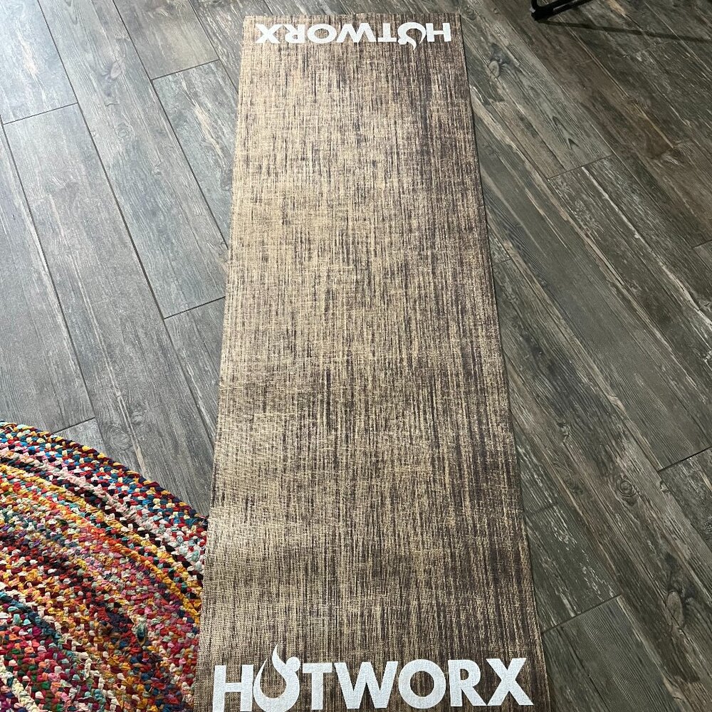 HOTWORX Mat